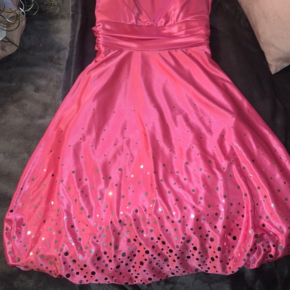 Pink le château dress - Picture 1 of 4